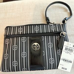 Giani Bernini Vintage Vegan Leather Wristlet. New with tags!